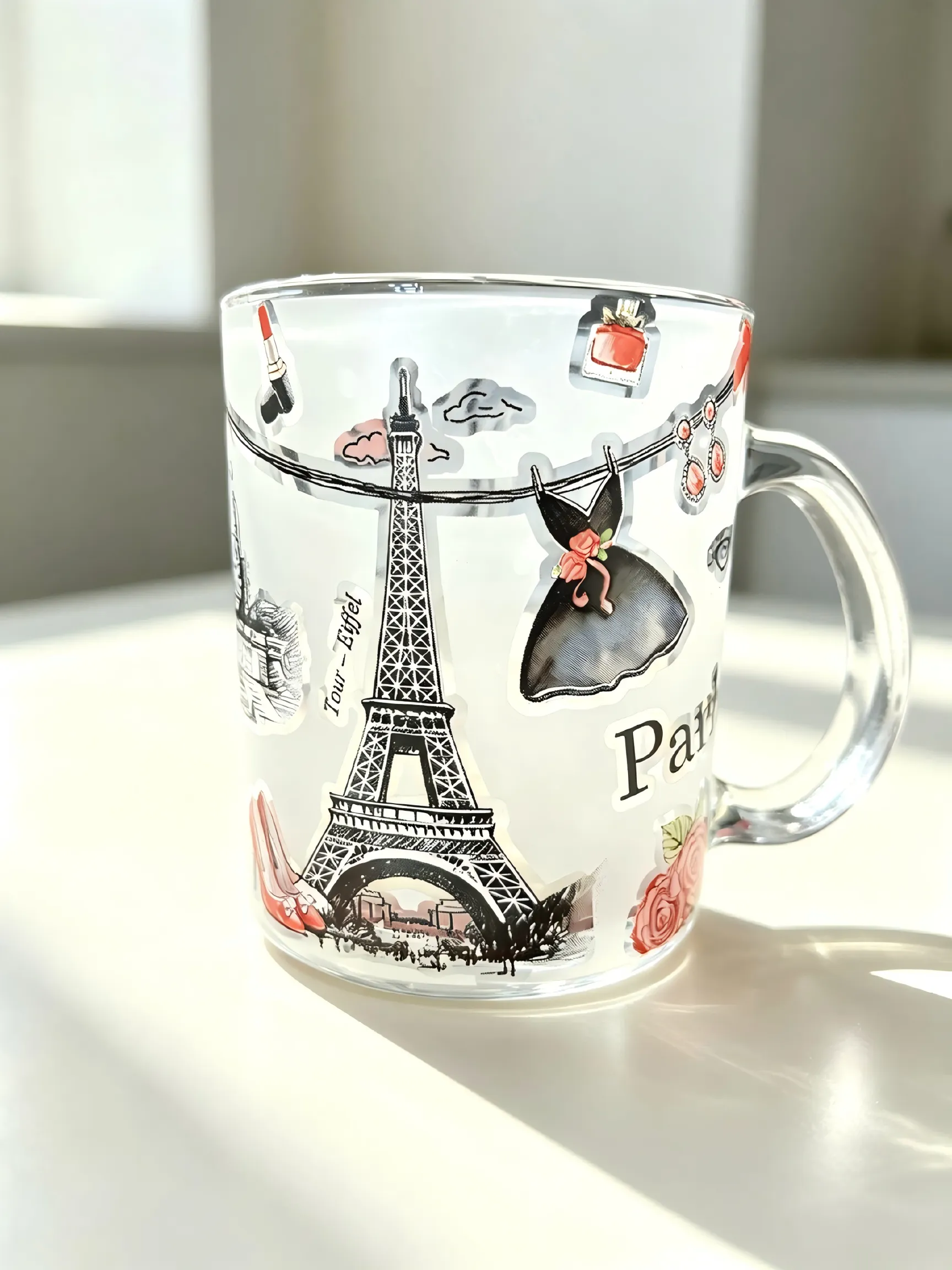 Paris Eiffel Tower themed printed glass cup — decoration sample